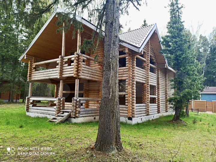 Дом 193 м² на участке 10,4 сот.