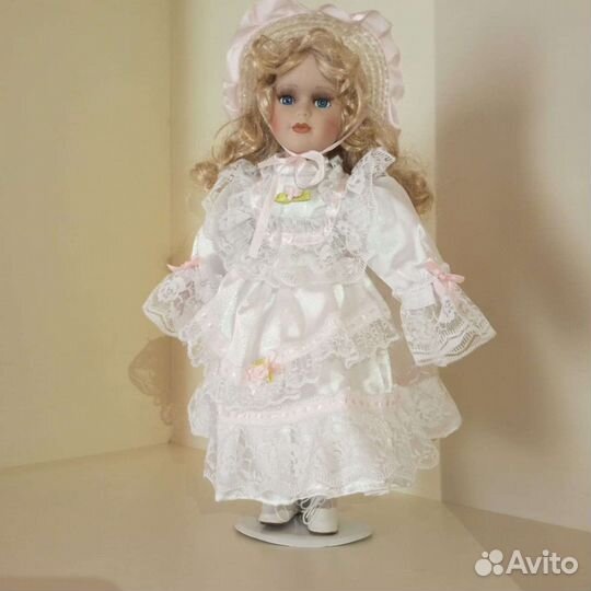 Коллекционная кукла