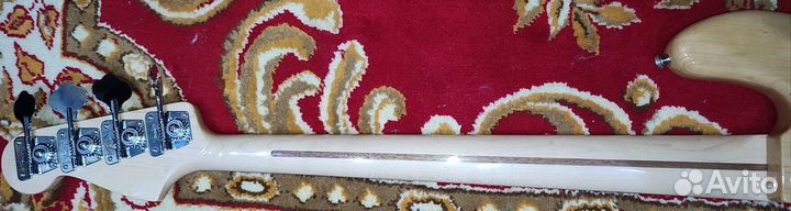 Fender Jazz bass avri'75 USA