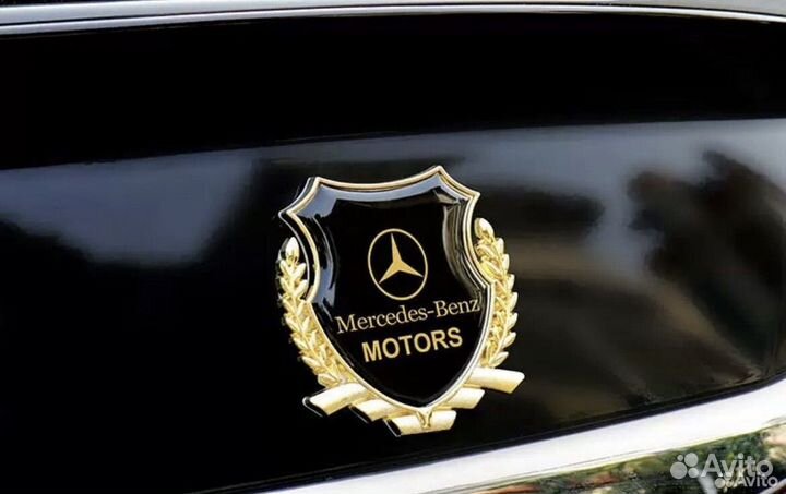 Золотой герб шильдик Mercedes