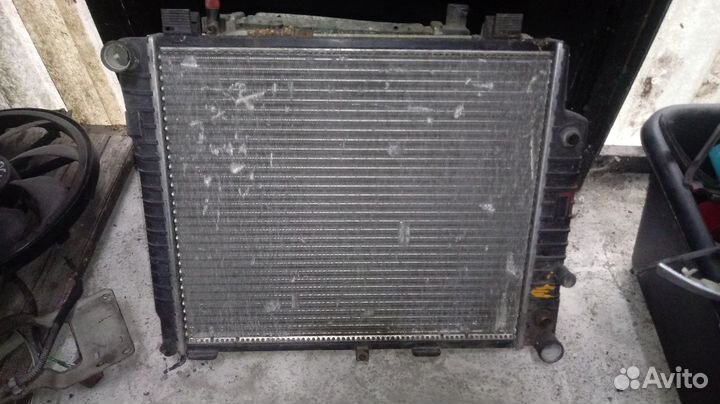 Радиаторы мерседес 124 АКПП