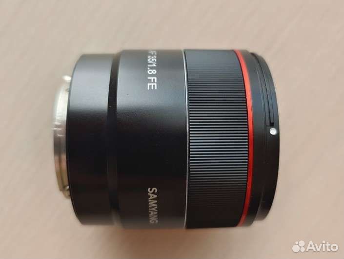 Объектив Samyang AF 35mm F1.8 для Sony FE