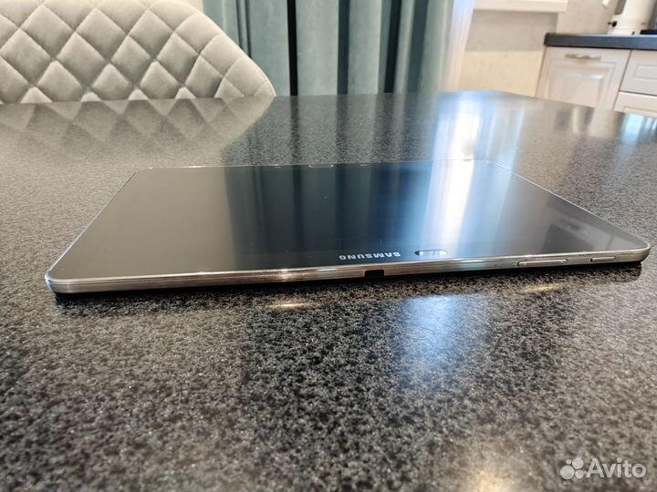 Samsung galaxy tab Pro SM-T525