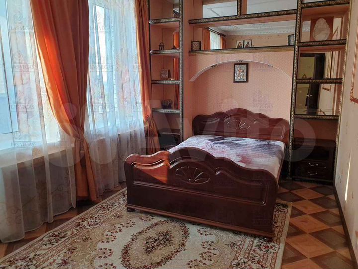 3-к. квартира, 92 м², 12/16 эт.