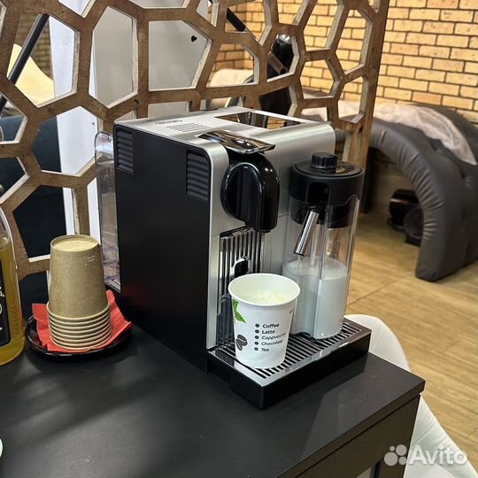 Бесплатная арена капсульной кофемашины