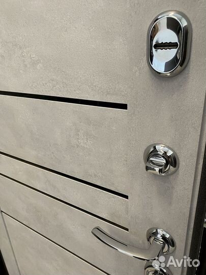 Дверь входная