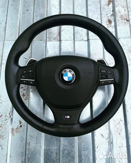 Руль BMW M5 F10/F01