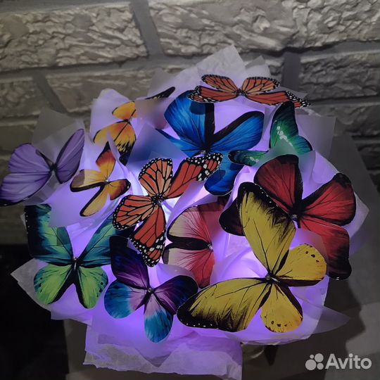 Букет светящийся из бабочек