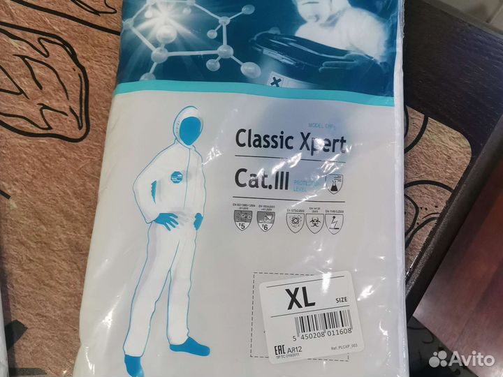 Защитный костюм Tyvek dupont