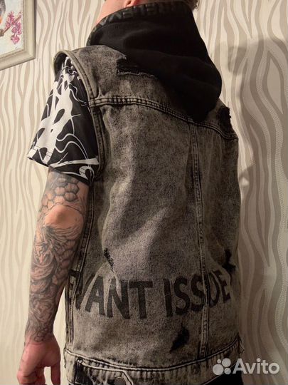 Джинсовая жилетка мужская zara