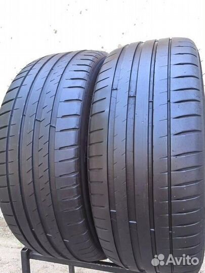 Michelin Pilot Sport 4 235/45 R18 98Y