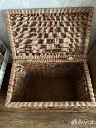 Сундук плетеный