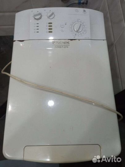 Hotpoint Ariston с вертикальной загрузкой