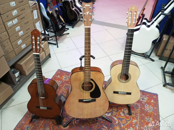 Гитара Yamaha новая