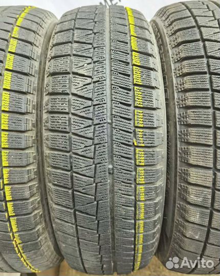 Bridgestone Blizzak Revo GZ 185/60 R15 84Q
