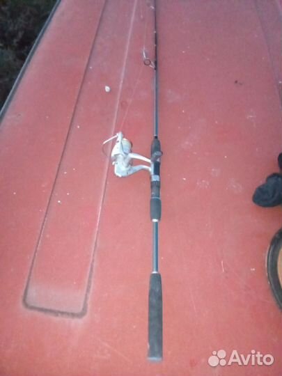 Спиннинг crocodile 210см