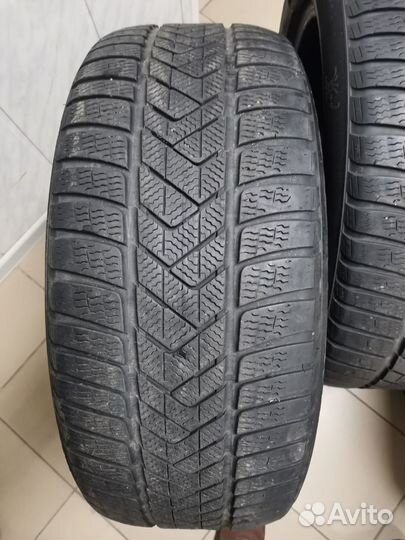 Pirelli Scorpion Winter RFT 265/50 R19 110H