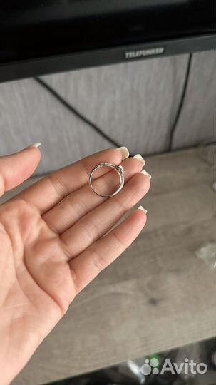 Кольцо серебряное размер 17,5