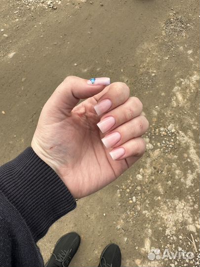 Мастер маникюра