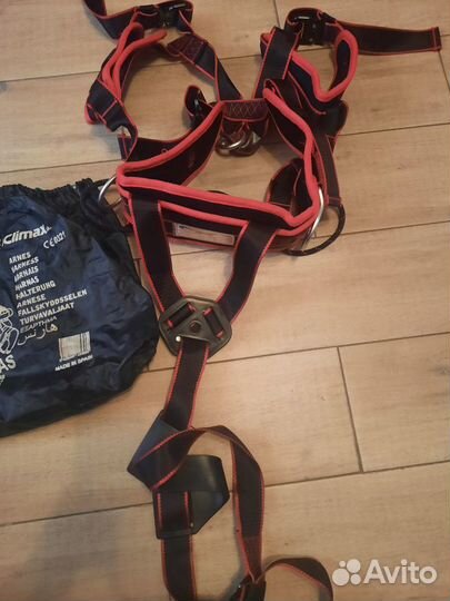 Харнес,снаряжение для высотников