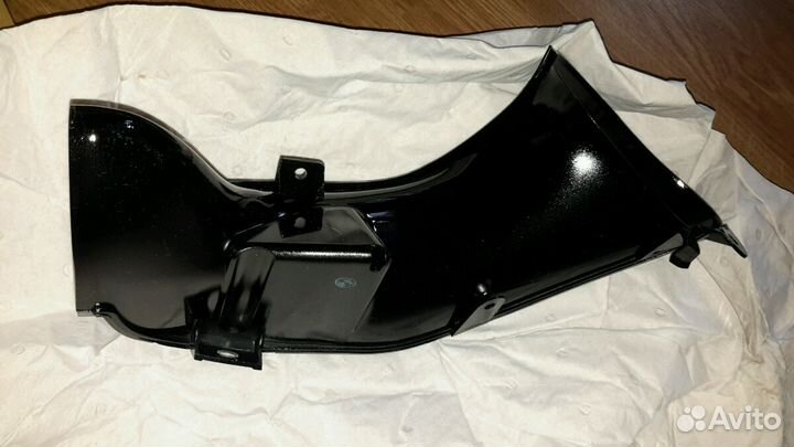 Новый оригинальный воздуховод Yamaha R1