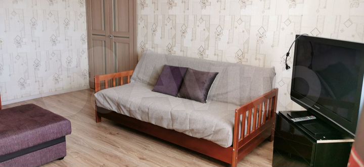 2-к. квартира, 50 м², 5/9 эт.