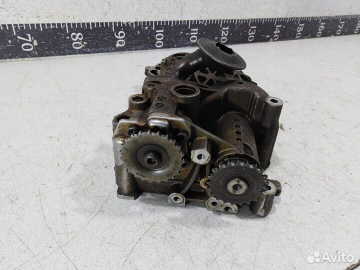 Насос масляный 06B103295R