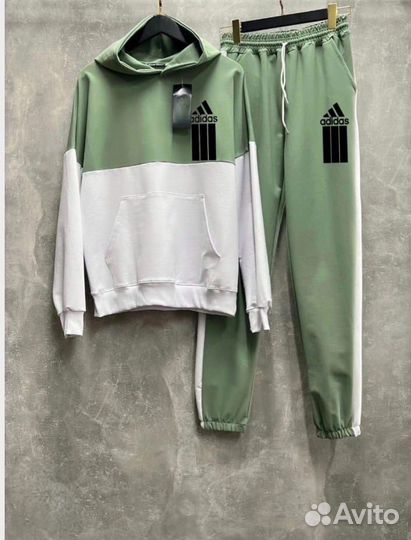 Спортивный костюм мужской