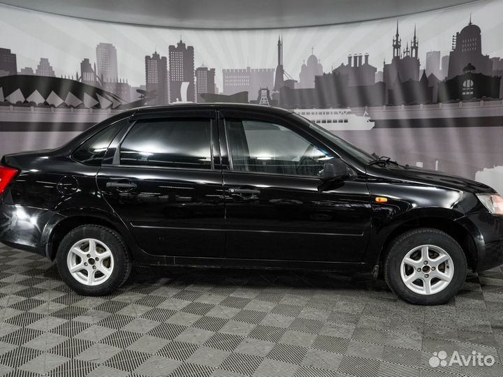 LADA Granta 1.6 МТ, 2012, 100 380 км