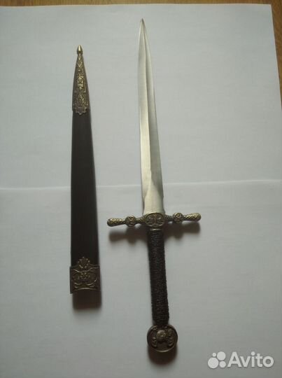 Кинжал сувенирный