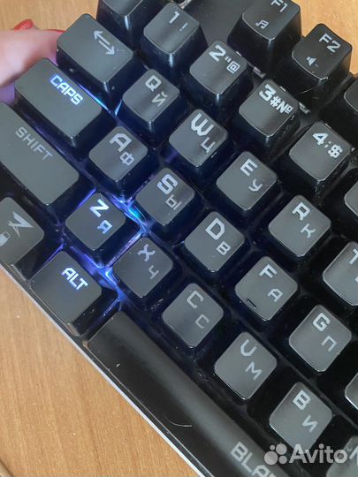 Игровая клавиатура blade kailh red