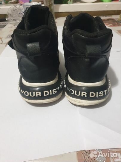 Ботинки демисезонныер.33