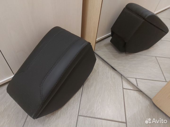 Подлокотник на Kia Rio 3