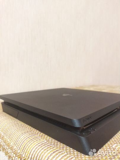 Игровая приставка ps4 slim 1tb