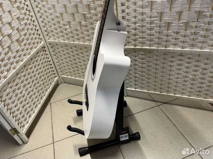 Гитара для обучения с комплектом