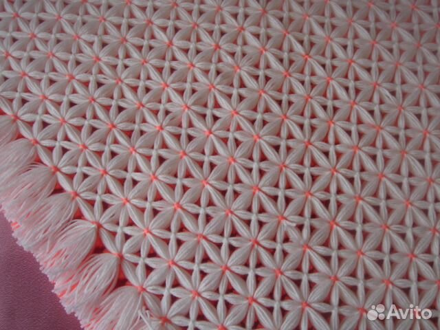 Плед из помпонов