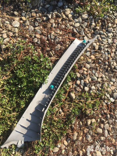 Toyota funcargo обшивка передней стойки