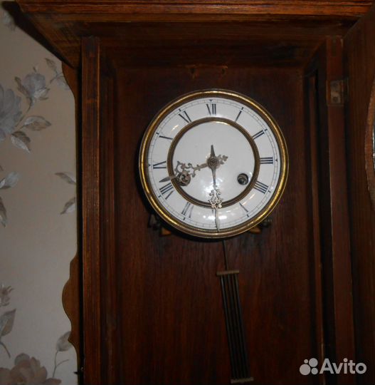 Старинные антикварные часы
