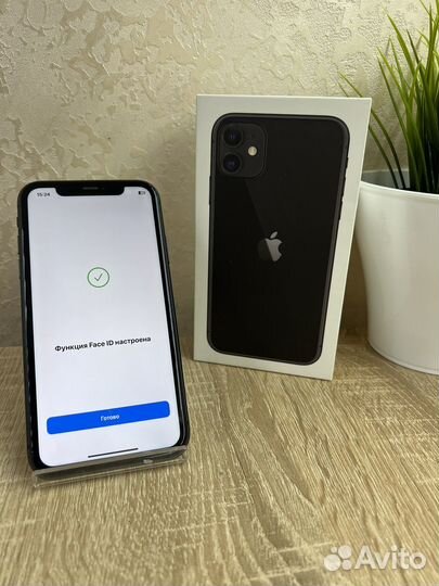 iPhone 11, 64 ГБ