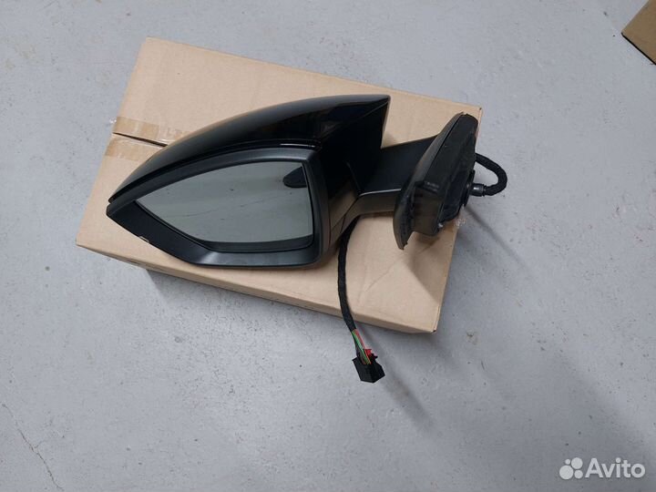Зеркало в сборе левое Skoda Kodiaq новое оригинал