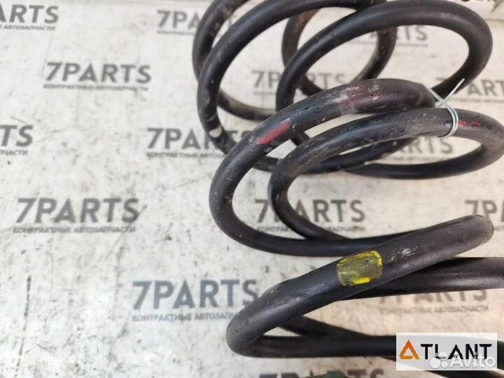 Пружина задняя mitsubishi delica