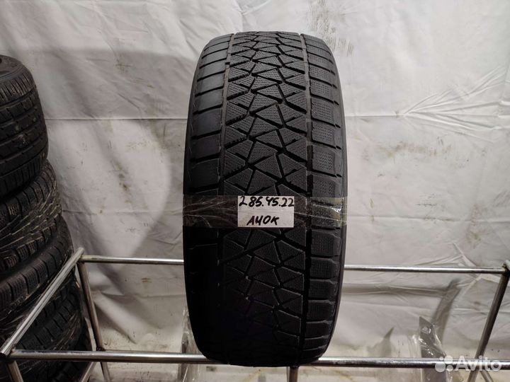 Bridgestone Blizzak DM-V2 285/45 R22 110T