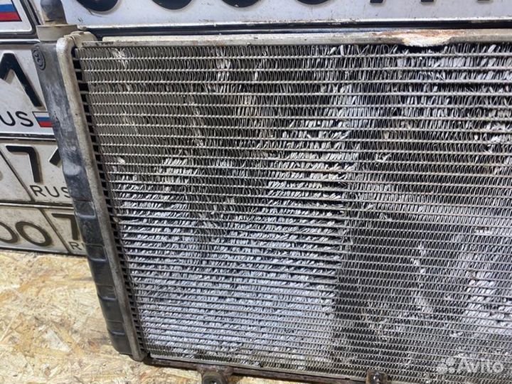 Радиатор охлаждения двигателя LADA Priora