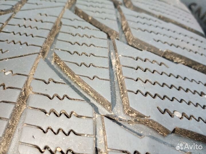 Triangle Snowlink PL02 235/55 R19 105R