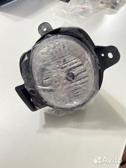 Фара противотуманная передняя правая Toyota Hilux
