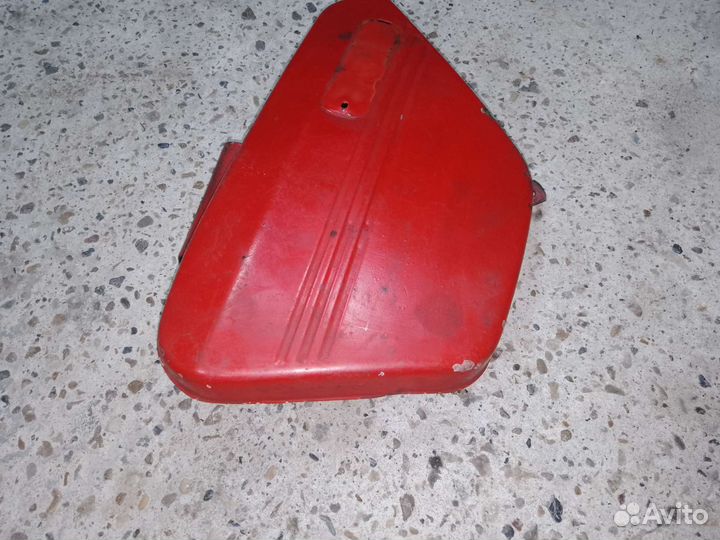 Бардачок левый Ява 634 б/у