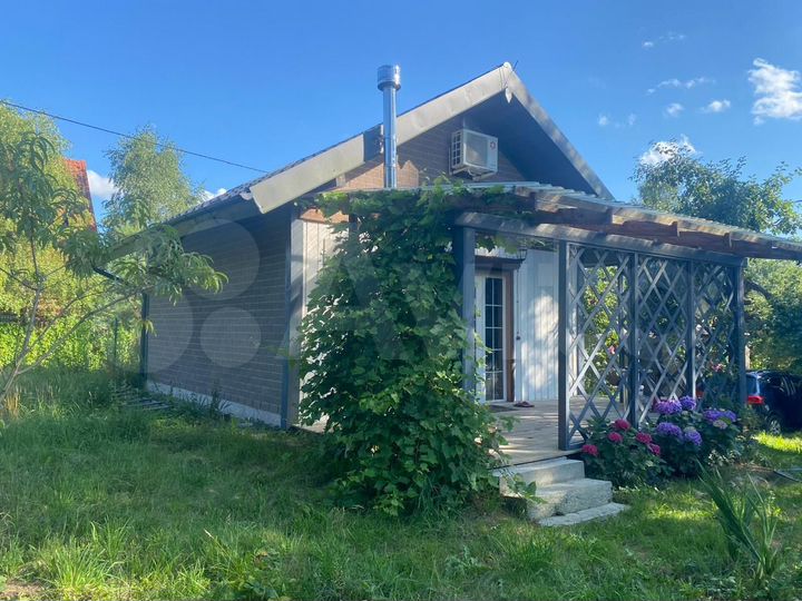 Дом 48 м² на участке 7 сот.