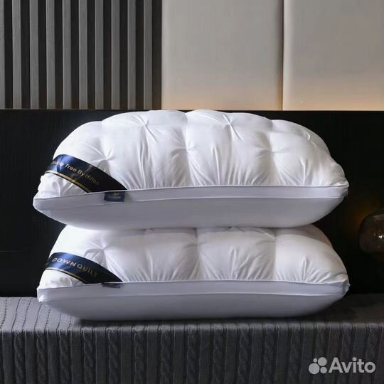 Подушка пуховая Hilton Garden