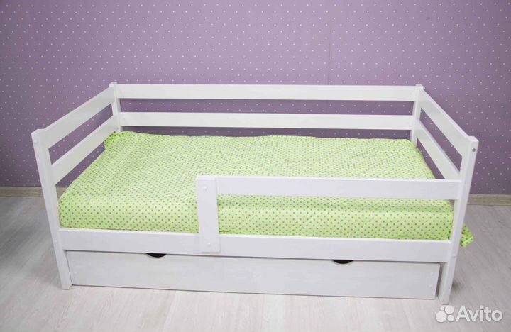 Кроватка выдвижная Софа Выкатная для малыша из нат