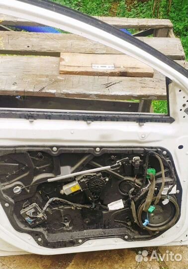 Дверь передняя левая Volvo s60 с 2010-2018
